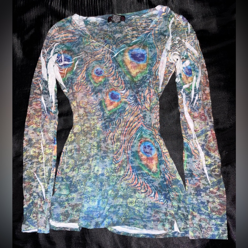 Vibrant Feather Pattern Long Sleeve Top